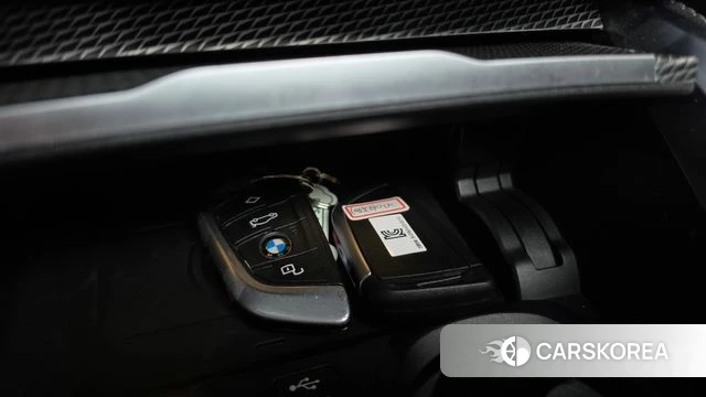 BMW 4 Series (G22) 2021 Зеленый из Кореи, фото 2