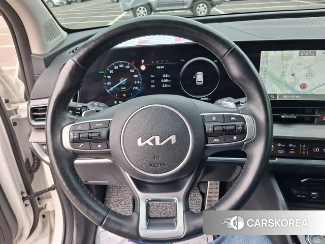 Kia Sportage 5th Generation Hybrid 2024 Белый из Кореи, фото 2