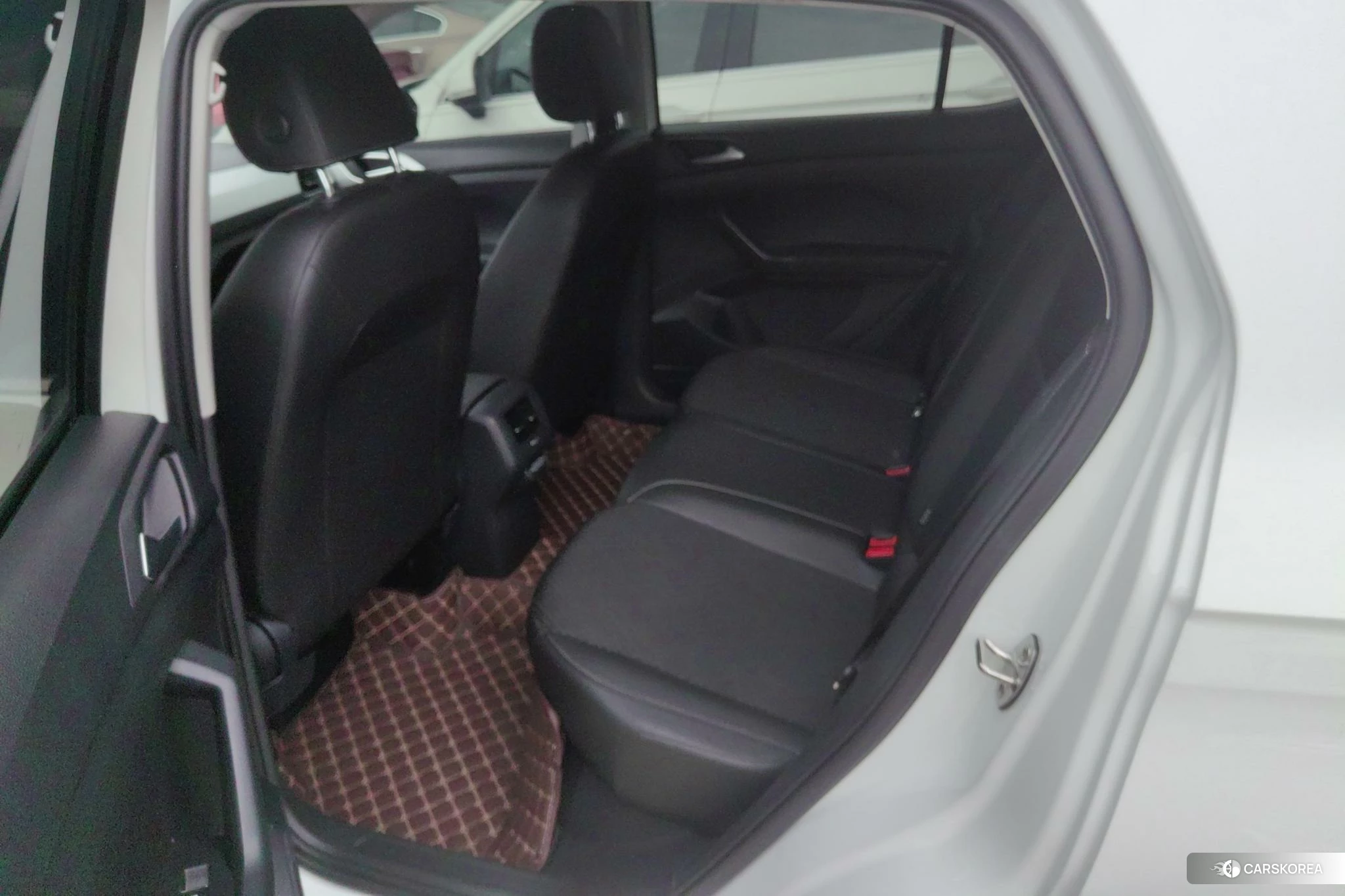 Volkswagen Tacqua 2021 Белый из Китая, фото 2