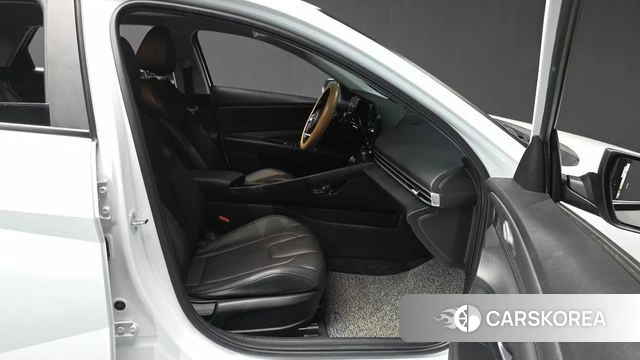 Hyundai Avante (CN7) 2022 Белый из Кореи, фото 2