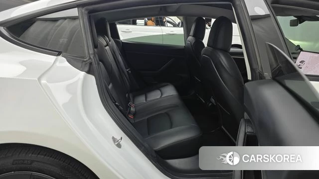 Tesla Model 3 2022 Белый из Кореи, фото 2