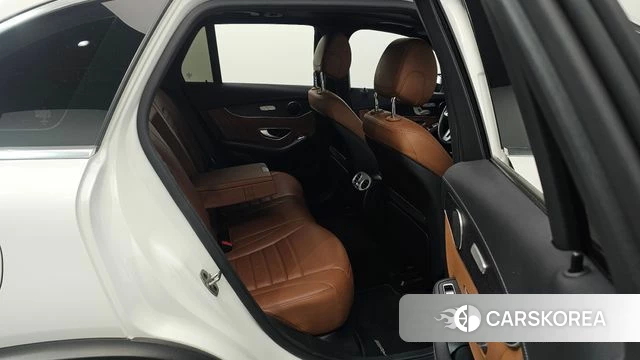 Mercedes-Benz GLC-Class X253 2022 Белый из Кореи, фото 2