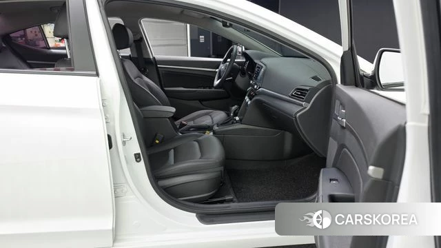 Hyundai The New Avante AD 2019 Белый из Кореи, фото 2