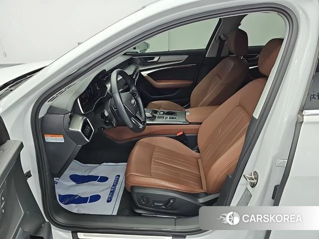 Audi A6 (C8) 2023 Белый из Кореи, фото 2