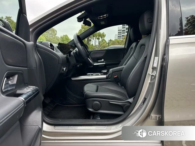 Mercedes-Benz B-class 2020 Серебристо-серый из Китая, фото 2