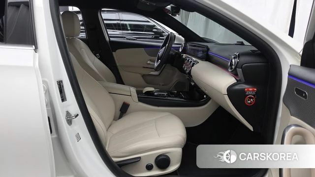 Mercedes-Benz A-Class W177 2022 Белый из Кореи, фото 2
