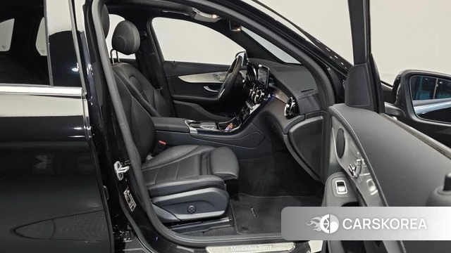 Mercedes-Benz GLC-Class X253 2021 Черный из Кореи, фото 2