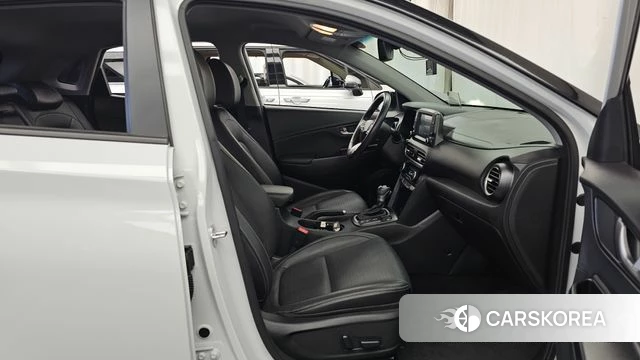 Hyundai Kona 2018 Белый из Кореи, фото 2