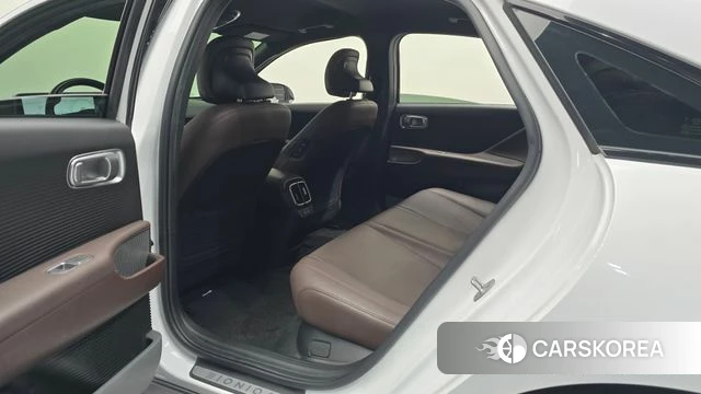 Hyundai Ionic 6 2023 Белый из Кореи, фото 2