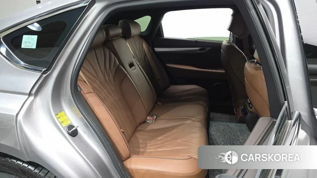 Genesis G80 (RG3) 2022 Серебристо-серый из Кореи, фото 2