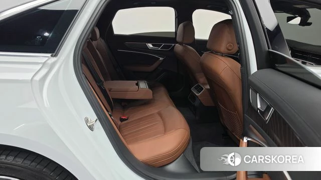 Audi A6 (C8) 2023 Белый из Кореи, фото 3