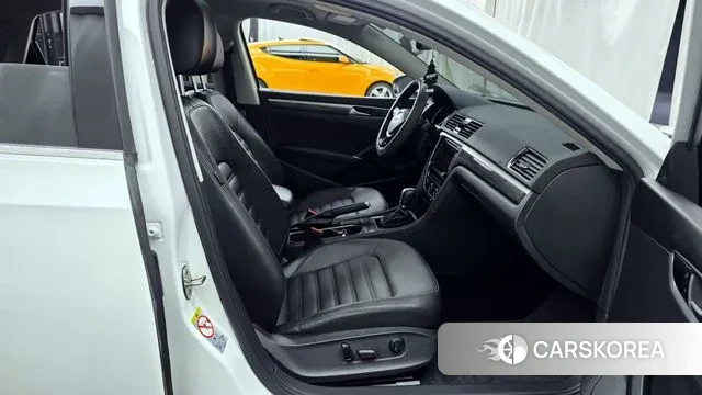 Volkswagen The New Passat 2018 Белый из Кореи, фото 2
