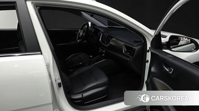 Kia Stonic 2019 Белый из Кореи, фото 2