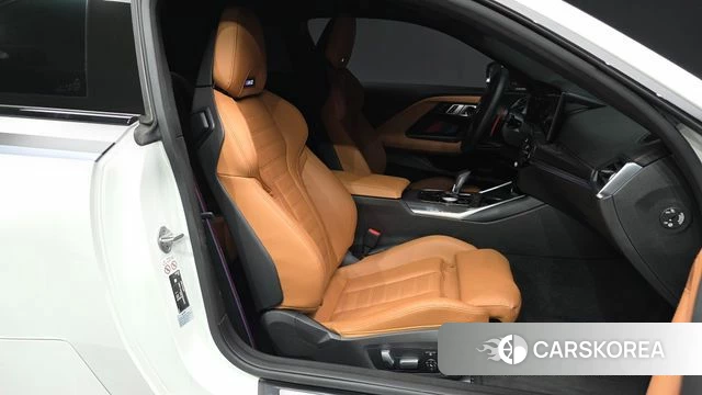 BMW M2 (G87) 2023 Белый из Кореи, фото 2