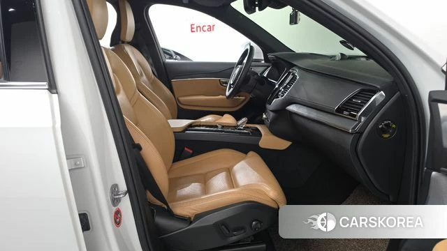 Volvo XC90 second Generation 2022 Белый из Кореи, фото 2