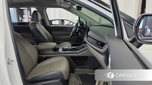 Kia The New Carnival 4th Generation 2024 Белый из Кореи, фото 2