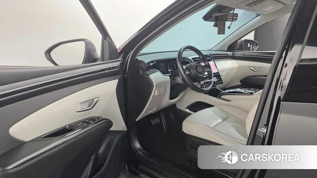 Hyundai Tucson Hybrid (NX4) 2023 Черный из Кореи, фото 2