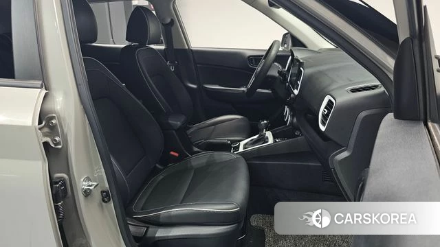 Hyundai Venue 2021 Серый из Кореи, фото 2