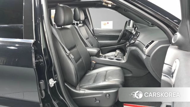 Jeep Grand Cherokee 2020 Черный из Кореи, фото 2