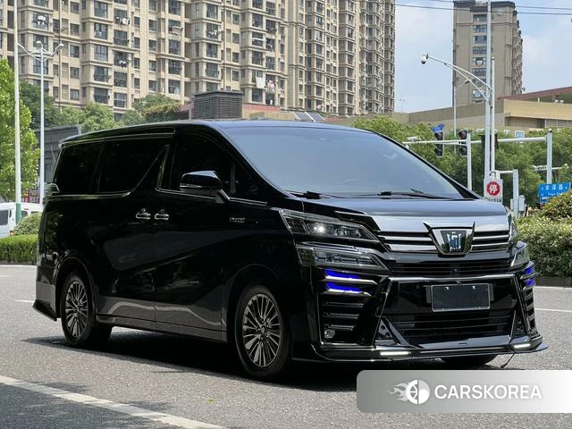 Toyota Vellfire 2021 Черный из Китая, фото 2
