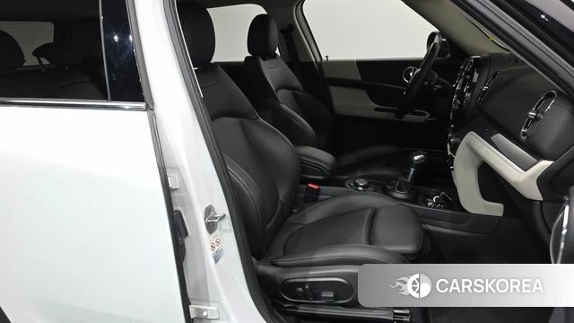 Mini Cooper S Countryman 2019 Белый из Кореи, фото 2