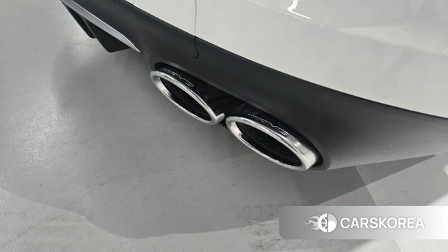 Mercedes-Benz AMG GT 2025 Белый из Кореи, фото 2