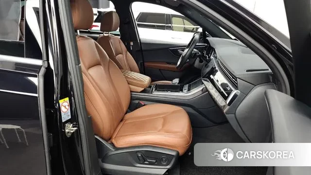 Audi Q7 (4M) 2021 Черный из Кореи, фото 2