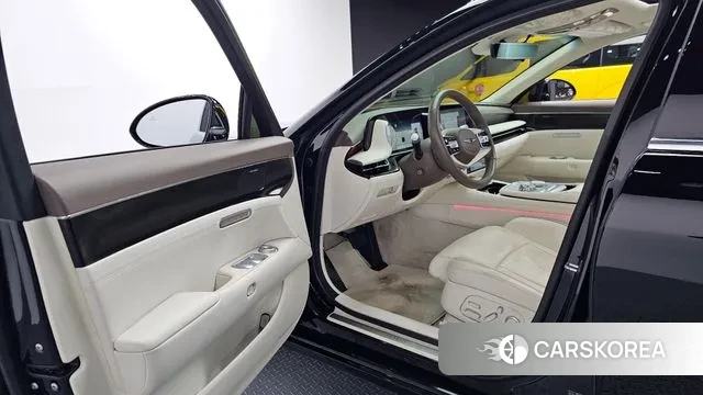 Genesis G90 (RS4) 2022 Черный из Кореи, фото 2