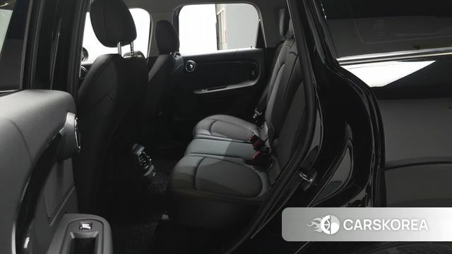 Mini Cooper D Countryman 2022 Черный из Кореи, фото 2