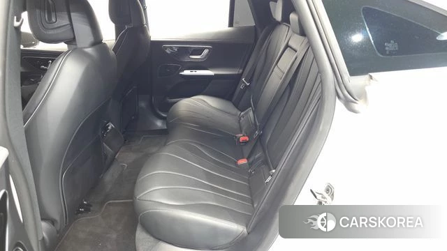 Mercedes-Benz EQE V295 2023 Белый из Кореи, фото 2