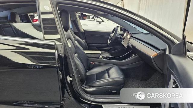 Tesla Model 3 2020 Черный из Кореи, фото 2