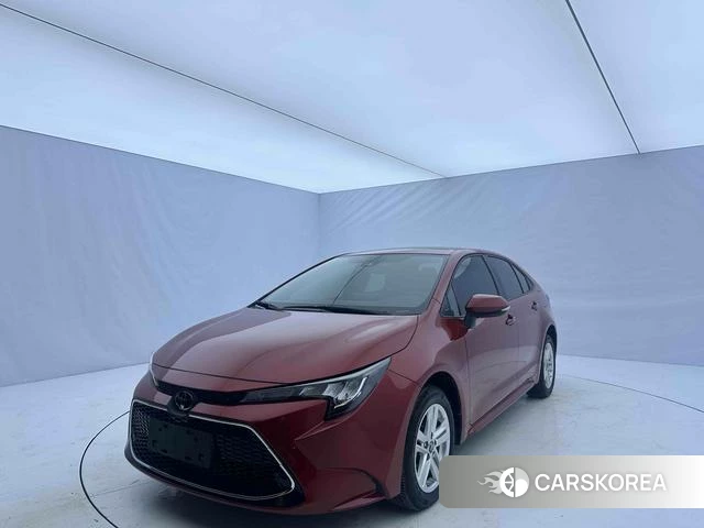 Toyota Levin 2022 Красный из Китая, фото 2