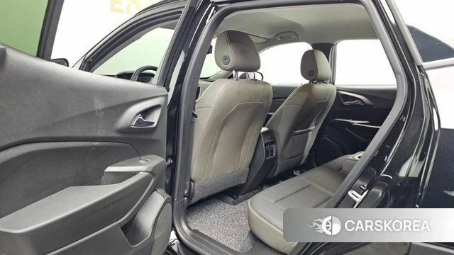 Chevrolet (GM Daewoo) Trax Crossover 2023 Черный из Кореи, фото 2