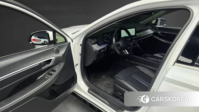 Hyundai Sonata D Edge Hybrid (DN8) 2023 Белый из Кореи, фото 2