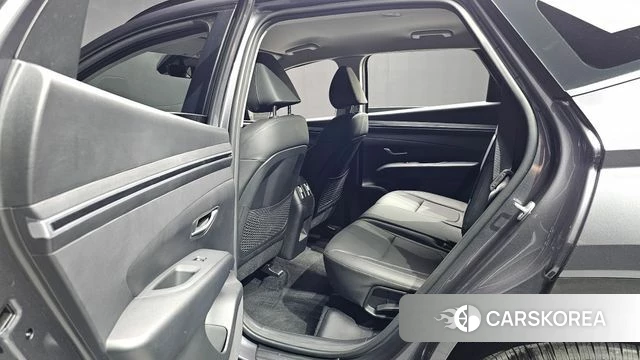 Hyundai Tucson (NX4) 2023 Серый из Кореи, фото 2