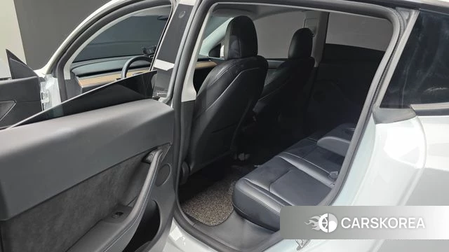 Tesla Model Y 2022 Белый из Кореи, фото 2