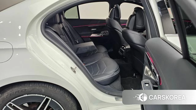 Mercedes-Benz E-Class W214 2024 Белый из Кореи, фото 2