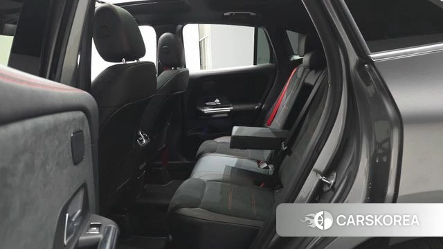 Mercedes-Benz GLA - Class H247 2023 Серый из Кореи, фото 2
