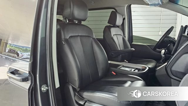 Hyundai Staria 2024 Серый из Кореи, фото 2