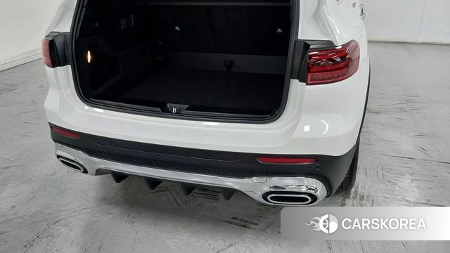 Mercedes-Benz GLB-Class X247 2024 Белый из Кореи, фото 2