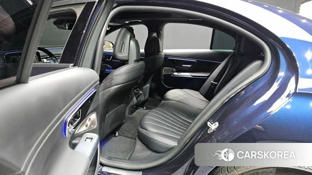 Mercedes-Benz E-Class W214 2024 Синий из Кореи, фото 2