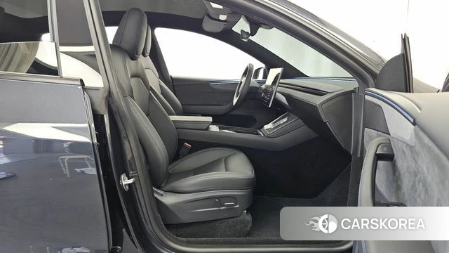 Tesla Model Y 2026 Серый из Кореи, фото 2