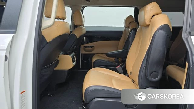 Kia Carnival 4th generation 2023 Белый из Кореи, фото 2