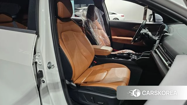 Kia Sportage 5th Generation Hybrid 2021 Белый из Кореи, фото 2