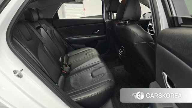 Hyundai Avante (CN7) 2021 Белый из Кореи, фото 2