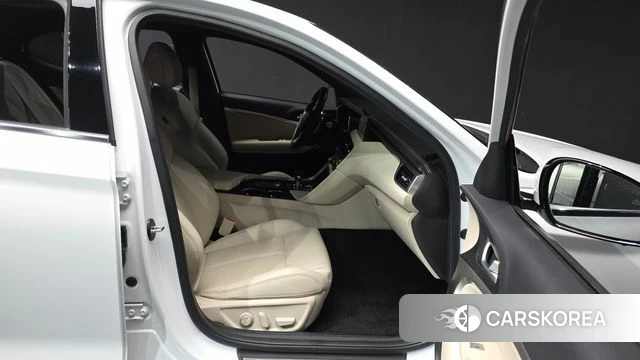 Genesis The New G70 2023 Белый из Кореи, фото 2