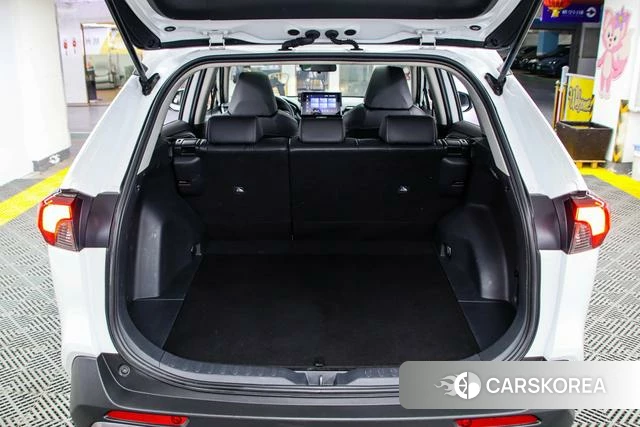 Toyota RAV4 2022 Белый из Китая, фото 2