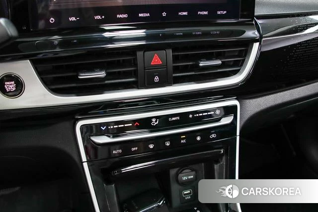 Kia KX3 2021 Белый из Китая, фото 2