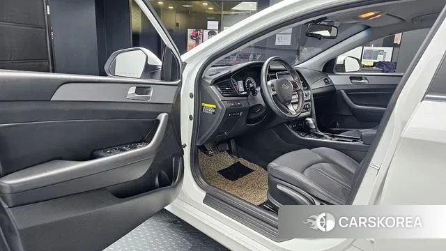 Hyundai Sonata New Rise 2019 Белый из Кореи, фото 2