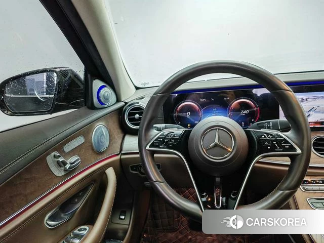 Mercedes-Benz E-Class 2021 Черный из Китая, фото 2